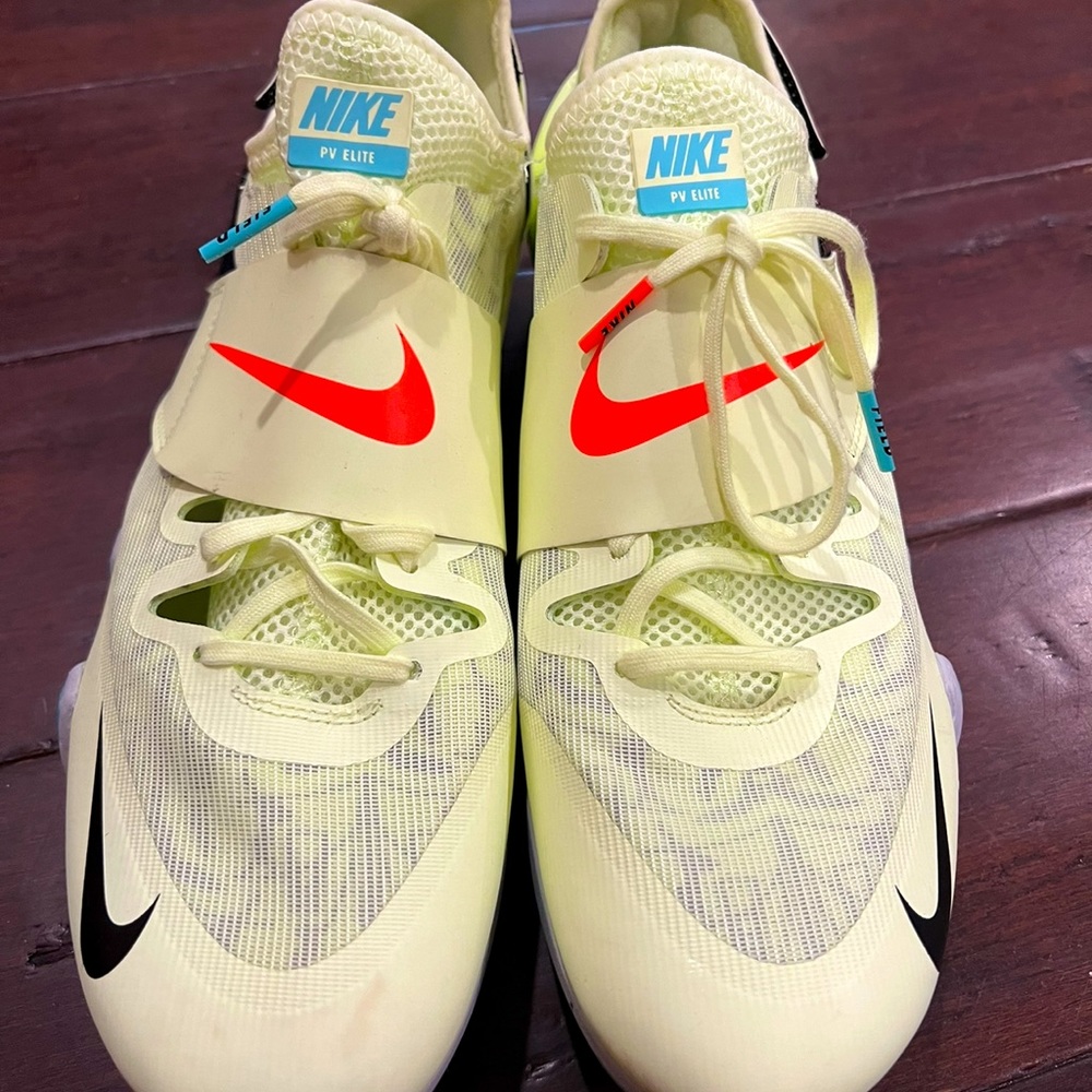 Nike PV Elite